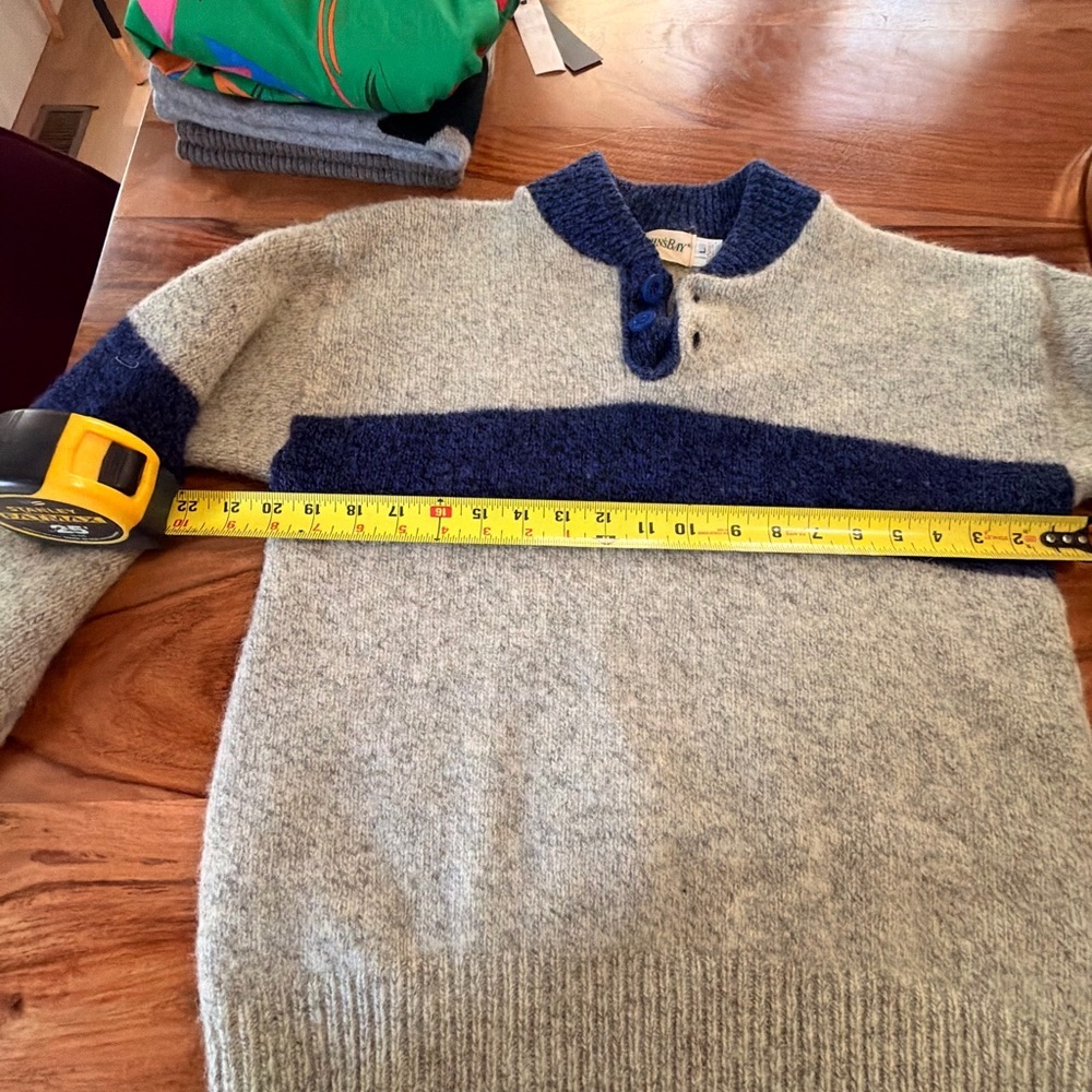 St. John's Bay Wool Gray and Blue Crewneck Sweater vintage - Picture 3 of 6